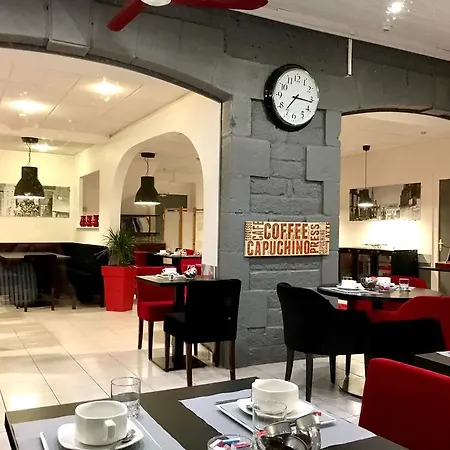 Otel Contact De