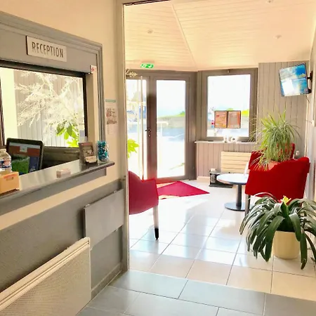 Otel Contact De